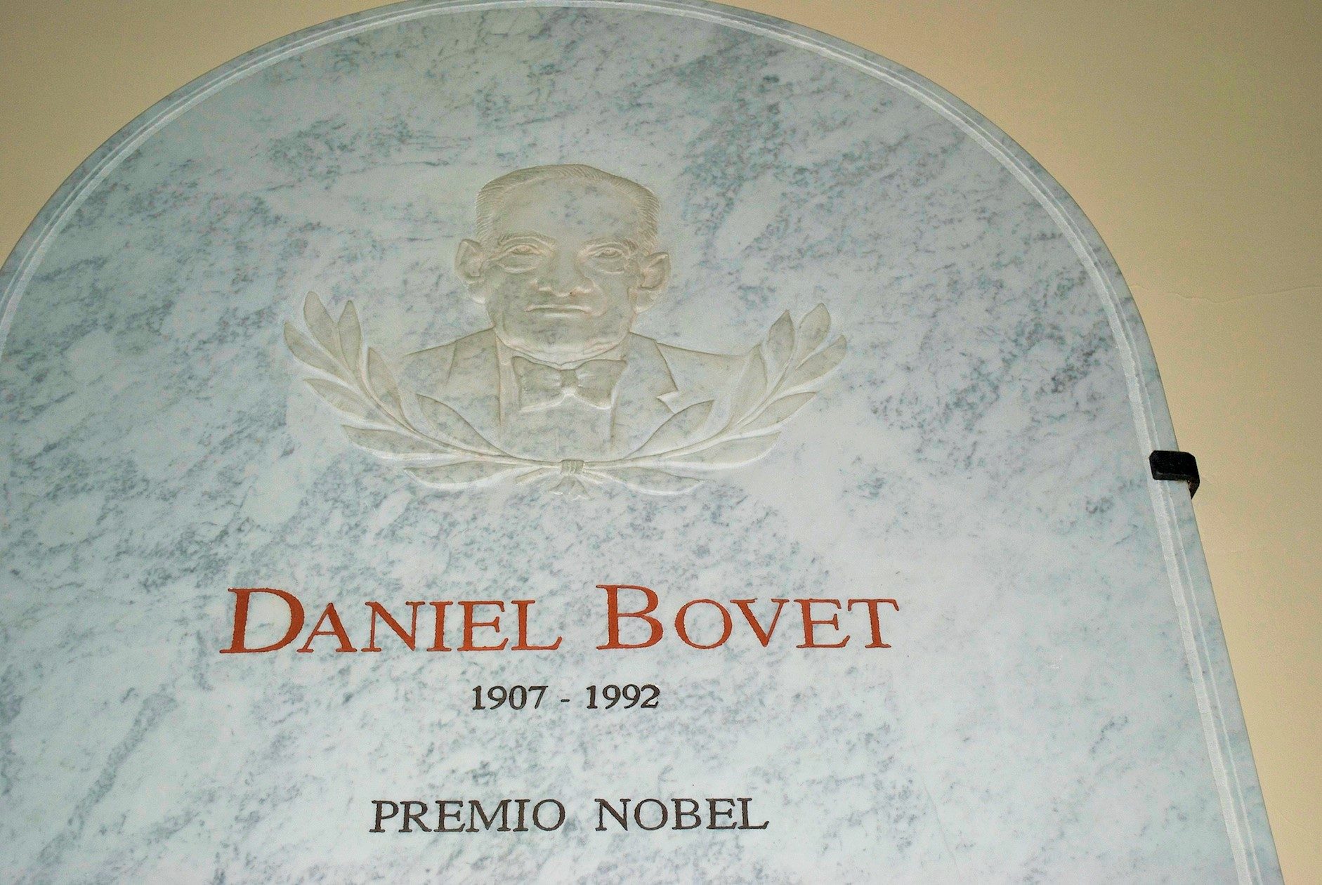 Bovet%27s%20memorial%20tablet%202%281%29.jpg